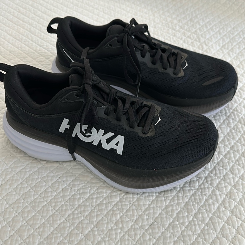 Hoka Bondi 8 size 7 tennis shoes